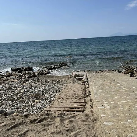 Aegean Villa Loutra Elevtheron